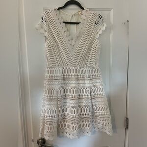 Chelsea & Violet. White and cream dress. NWOT. Size M.